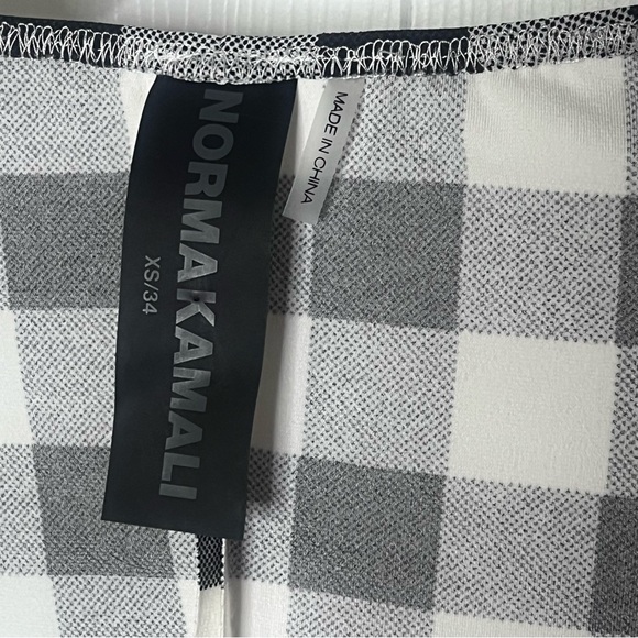 Norma Kamali black and white checked crossover top Size XS - Picture 13 of 14